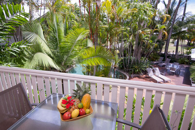 Balcony dining pool